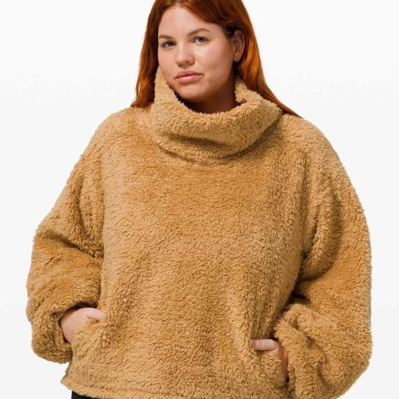 NWT! Lululemon Warm Restore Sherpa in Gold Buff - M/L - Picture 2 of 7